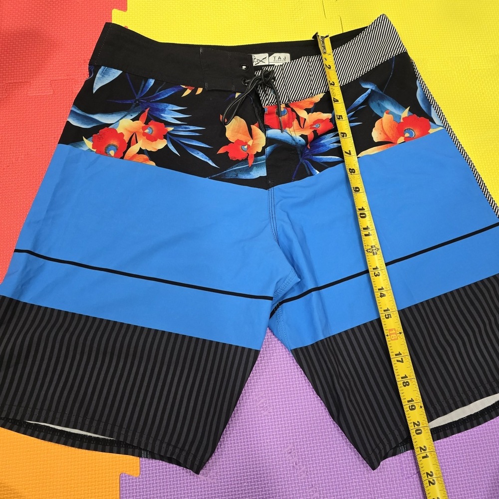 Billabong Platinum X Board Shorts‎ Mens 32 Taj Burrow Recycler Floral Striped...
